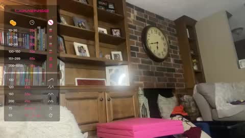 Dani Dragon online show from 12.04.24