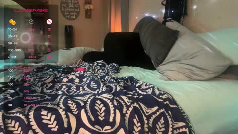 Dani Dragon online show from 01.12.25