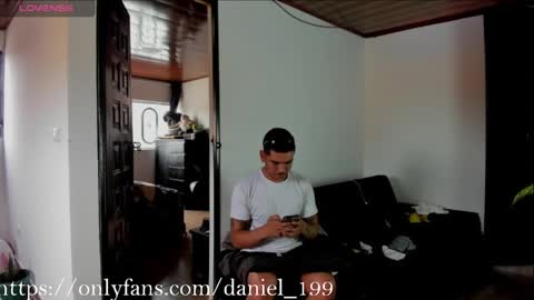 Snapshot of daniel_vianchi chatting on 02.04.25 Dani online show from 02.04.25