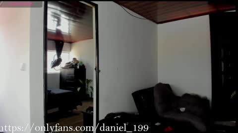Snapshot of daniel_vianchi chatting on 02.06.25 Dani online show from 02.06.25
