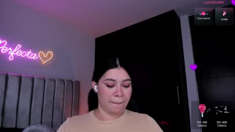 Snapshot of daniela_hornny chatting on 02.20.25 dani h0rx online show from 02.20.25