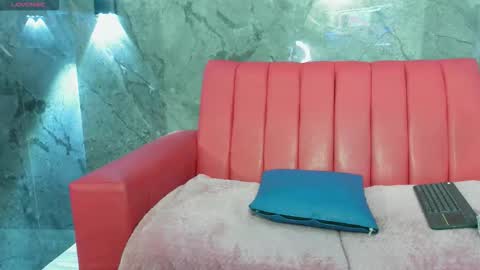 Daniela online show from 11.06.25