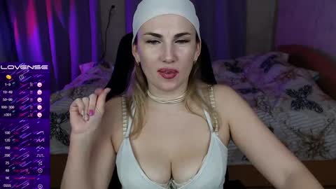 Snapshot of danielacooperx chatting on 02.23.25 Daniela Cooper online show from 02.23.25