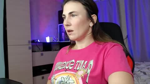 Snapshot of danielacooperx chatting on 10.18.25 Daniela Cooper online show from 10.18.25