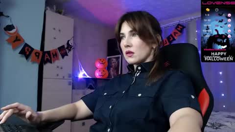 Snapshot of danielacooperx chatting on 11.02.25 Daniela Cooper online show from 11.02.25