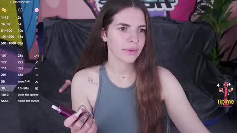 danielareign online show from 11.16.25