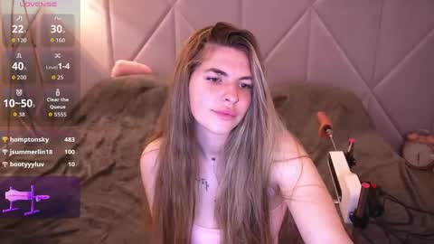 danielareign online show from 04.29.26