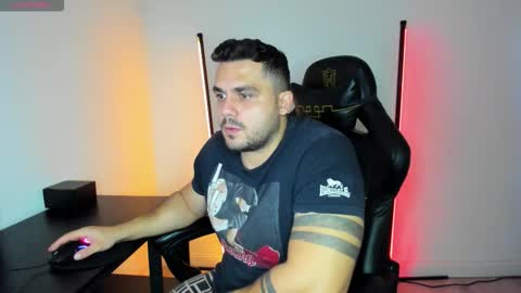 Snapshot of danielbateson chatting on 10.16.25 danielbateson online show from 10.16.25