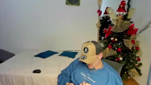 danielfiestaa online show from 12.14.24