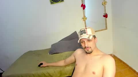 danielfiestaa online show from 01.10.25