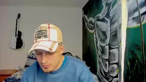 danielfiestaa online show from 01.30.25