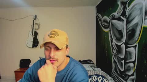 danielfiestaa online show from 03.01.25