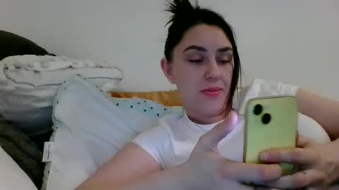 Snapshot of danielle2015 chatting on 01.20.25 Your Wet Dream NEW Tight online show from 01.20.25