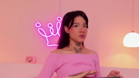 danielle_castillo online show from 02.28.26