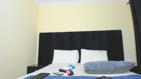 danielle_rock online show from 12.14.25