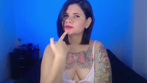 daniellerain online show from 12.22.24