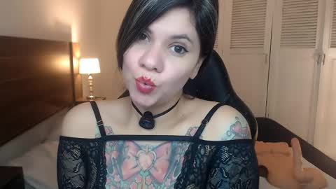 daniellerain online show from 06.05.26