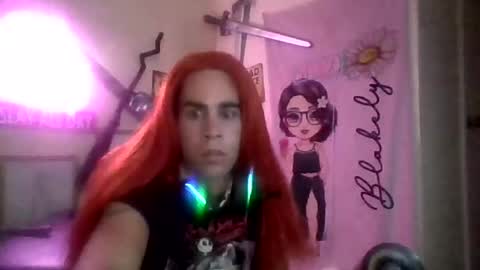 Danielle Raven online show from 05.05.26