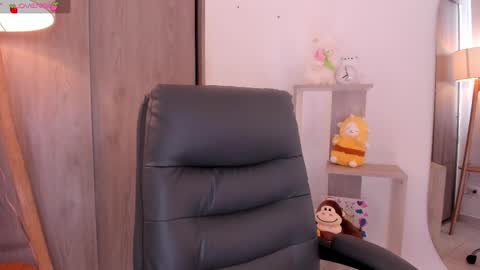 Danielle Rose online show from 10.31.25