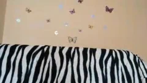 Mia online show from 06.24.26