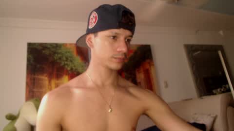 Snapshot of daniels_cruz chatting on 05.12.26 Daniels Cruz online show from 05.12.26