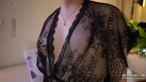 Snapshot of danii_xoxo chatting on 01.27.25 online show from 01.27.25