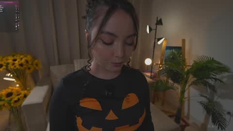 Snapshot of danii_xoxo chatting on 10.02.25 online show from 10.02.25