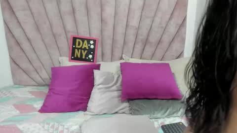 DaniiBelluci  online show from 01.17.26