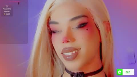 Snapshot of daniilee_ chatting on 12.14.25 DANNI LEE online show from 12.14.25