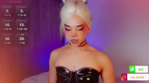 Snapshot of daniilee_ chatting on 02.12.26 DANNI LEE online show from 02.12.26