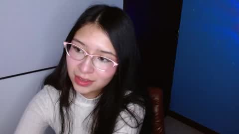 Snapshot of daniirizo chatting on 05.12.26 Dani online show from 05.12.26