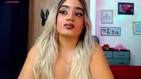 danipein online show from 12.18.25