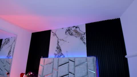 Dani Phonenix online show from 10.07.25