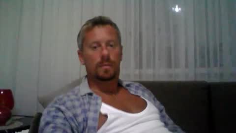 Snapshot of danisami12345 chatting on 09.27.25 daniel online show from 09.27.25