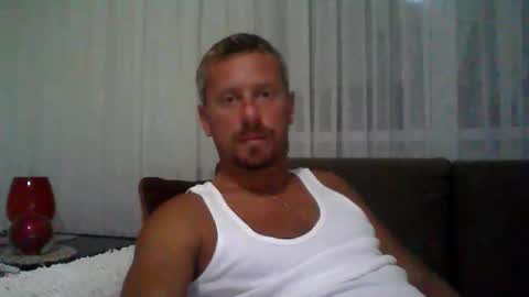 Snapshot of danisami12345 chatting on 09.30.25 daniel online show from 09.30.25