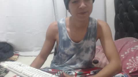Snapshot of danivoyeur21 chatting on 04.06.26 daniel segura online show from 04.06.26