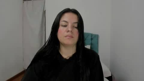 Snapshot of danna_1111 chatting on 02.03.25 danna online show from 02.03.25