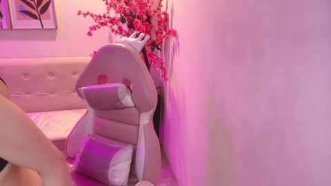 Snapshot of danna_andreews chatting on 02.02.26 Danna online show from 02.02.26