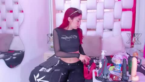 Danna Flame online show from 12.03.25