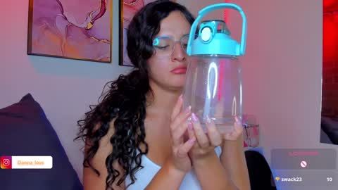 Snapshot of danna_lovs chatting on 12.20.24 Danna Lovs online show from 12.20.24