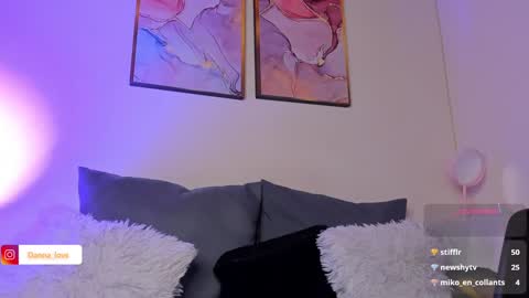 Snapshot of danna_lovs chatting on 01.23.25 Danna Lovs online show from 01.23.25