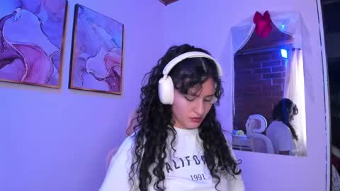 Snapshot of danna_lovs chatting on 02.25.25 Danna Lovs online show from 02.25.25