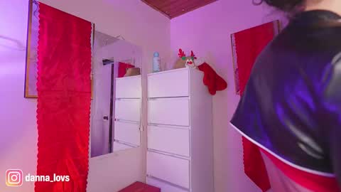 Snapshot of danna_lovs chatting on 12.15.25 Danna Lovs online show from 12.15.25