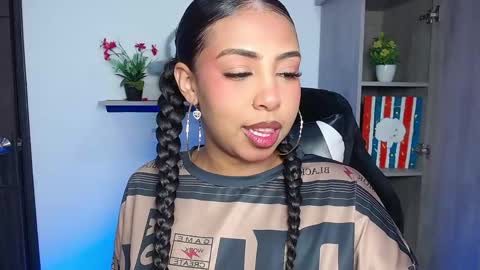 Danna online show from 04.24.26