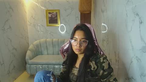 danna_sweet_s online show from 10.15.25