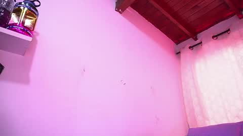 Danna Berlin  online show from 10.29.25