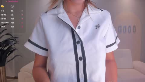 Snapshot of dannacruz_ chatting on 01.22.25 Danna Cruz online show from 01.22.25