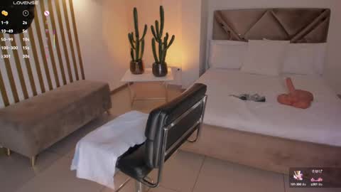 Snapshot of dannacruz_ chatting on 03.06.25 Danna Cruz online show from 03.06.25