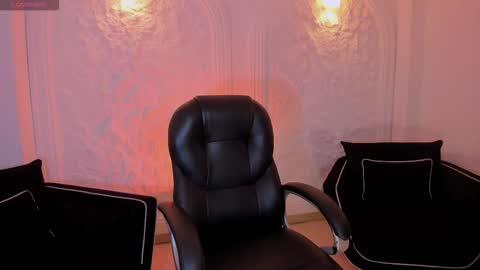 Snapshot of dannacruz_ chatting on 11.07.25 Danna Cruz online show from 11.07.25