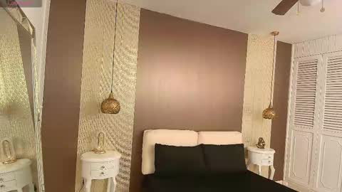 Snapshot of dannadoll69 chatting on 11.15.25 Dannamunoz130 online show from 11.15.25